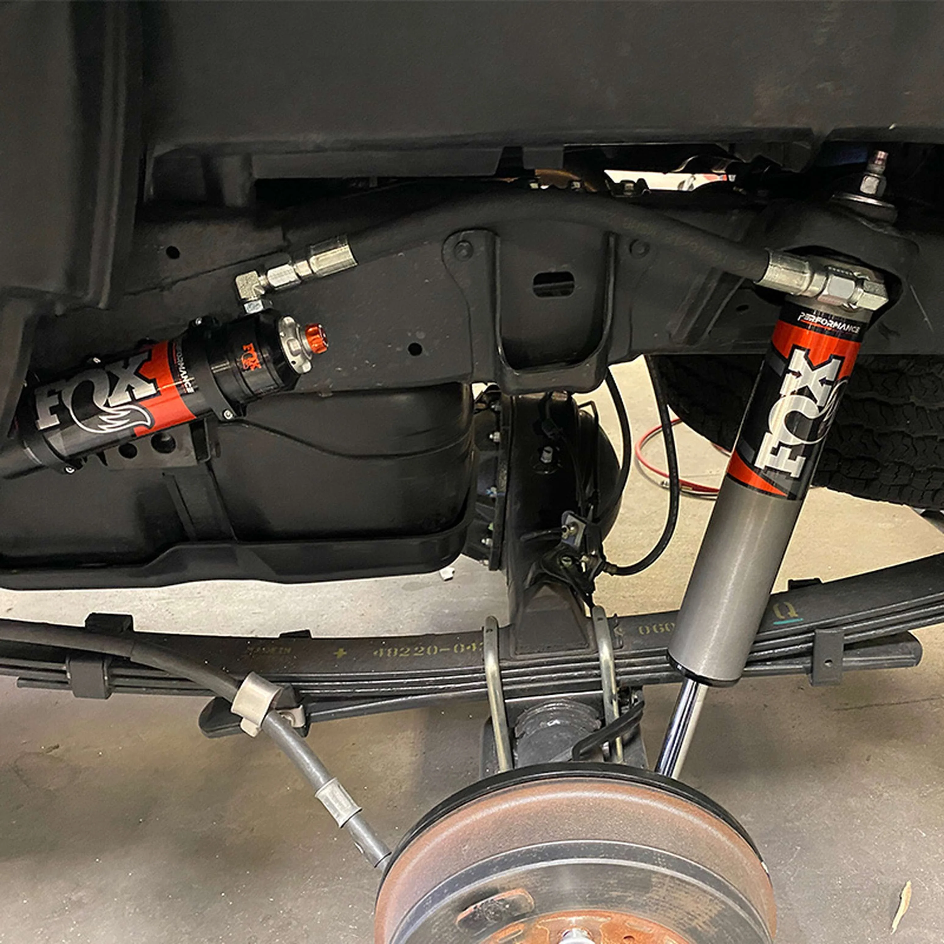 Performance Lift Kit w/ FOX 2.50" Elite DSC - Image 2